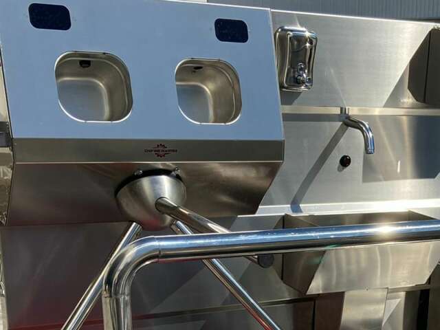 MASTER  Konya hijyen bariyeri, Konya hijyen sanitasyon hattı, turnikeli hijyen bariyeri, ijyenik geçiş ünitesi,